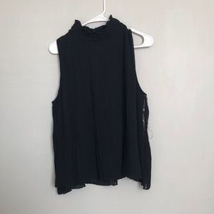 Black blouse! Keyhole back with adorable buttons!